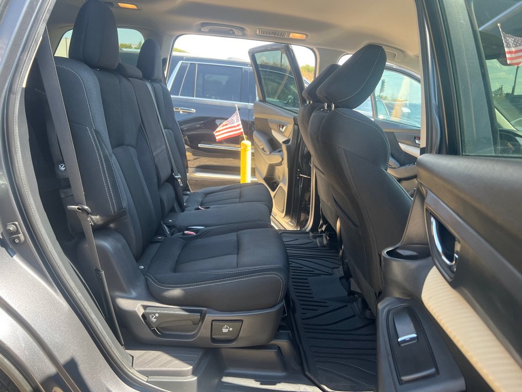 Used 2022 Subaru Ascent Premium w/ Convenience Package AWD/4WD image 17