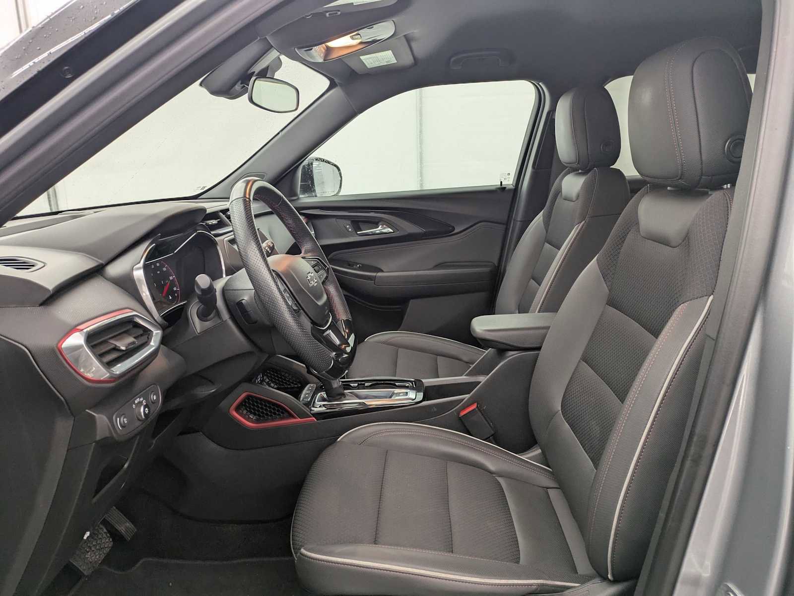 Used 2023 Chevrolet TrailBlazer RS AWD/4WD image 17