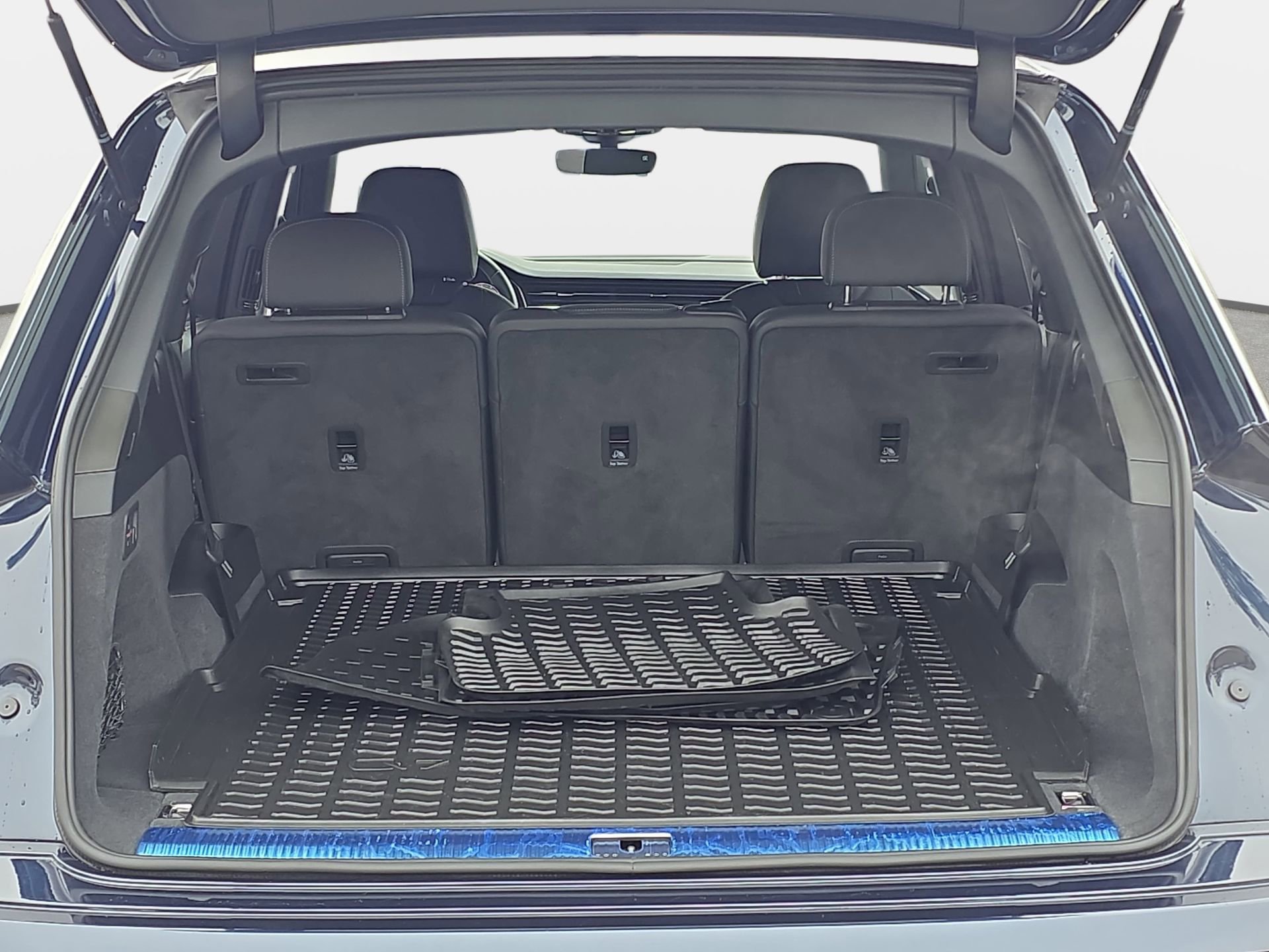 Used 2025 Audi Q7 3.0T Premium Plus image 12