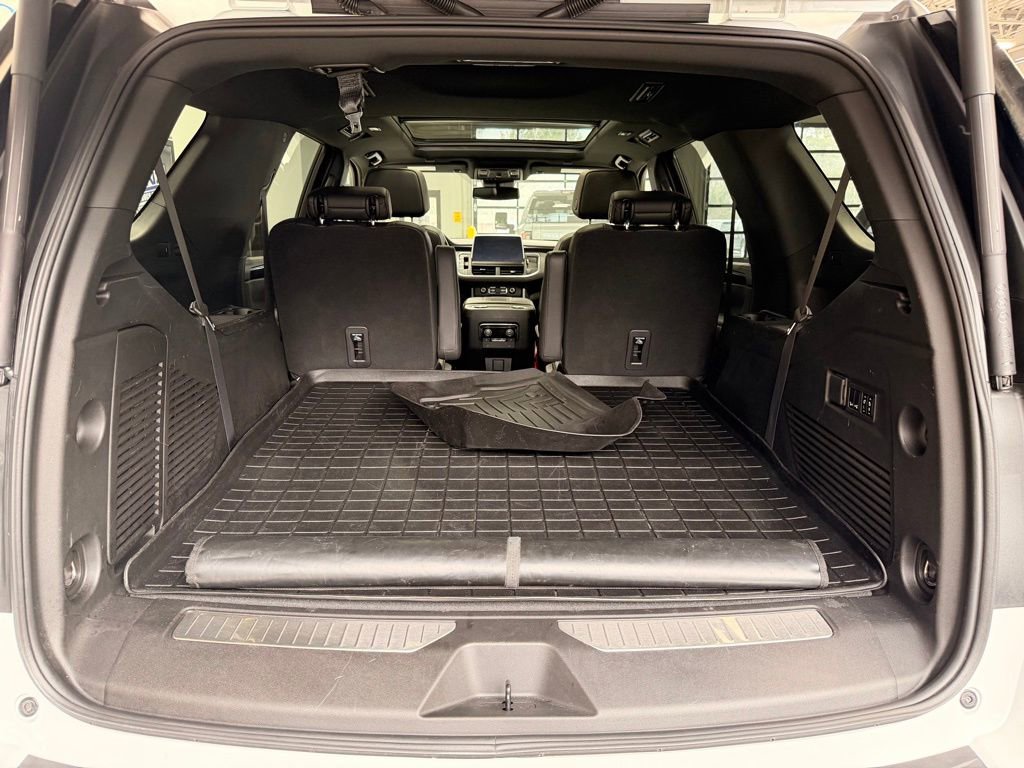 Used 2023 Chevrolet Tahoe RST w/ Luxury Package image 10