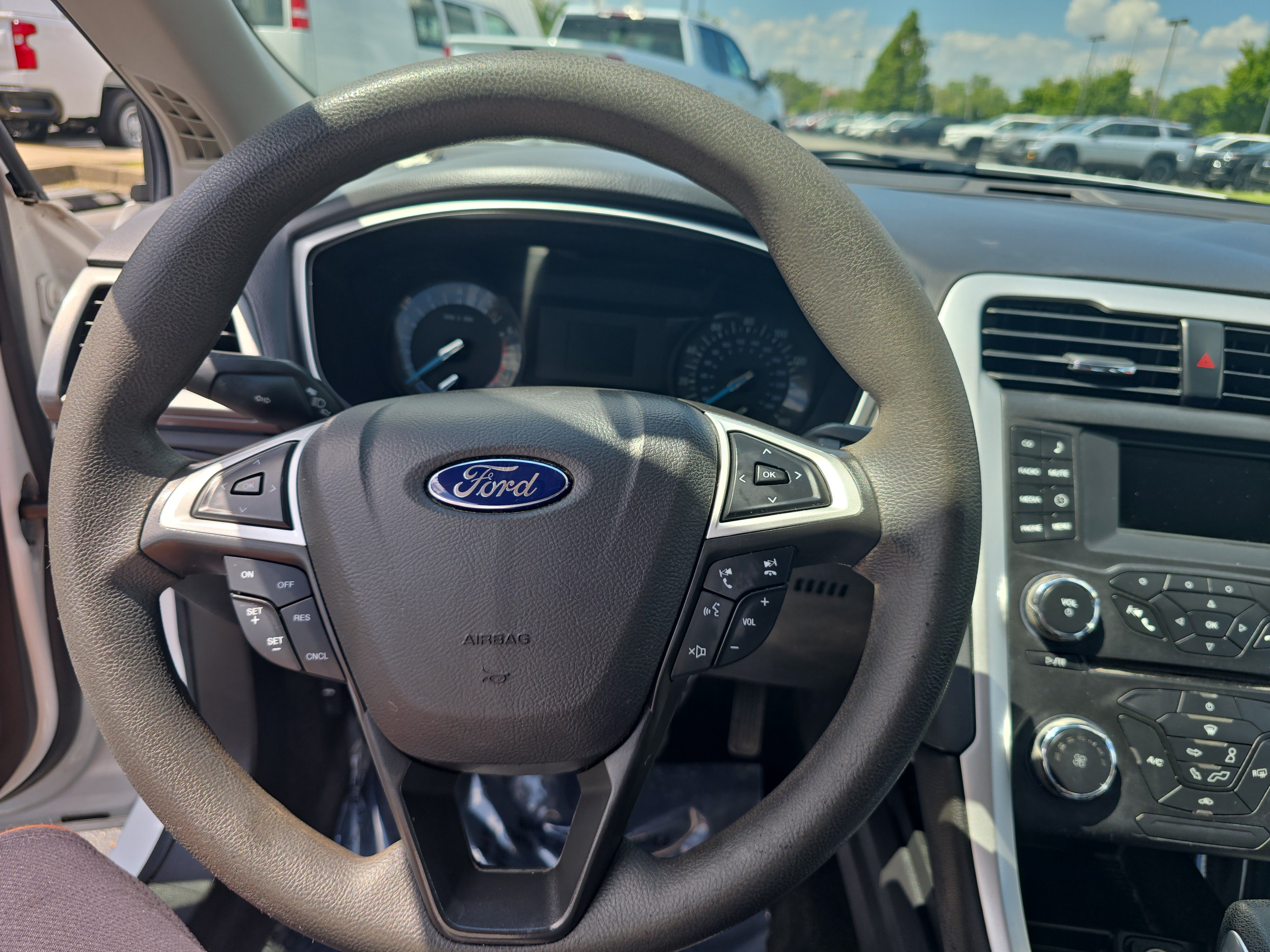 Used 2016 Ford Fusion S FWD image 18