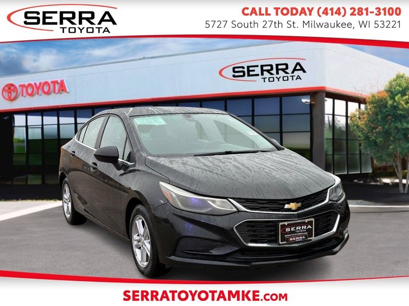 Used 2017 Chevrolet Cruze LT image 1