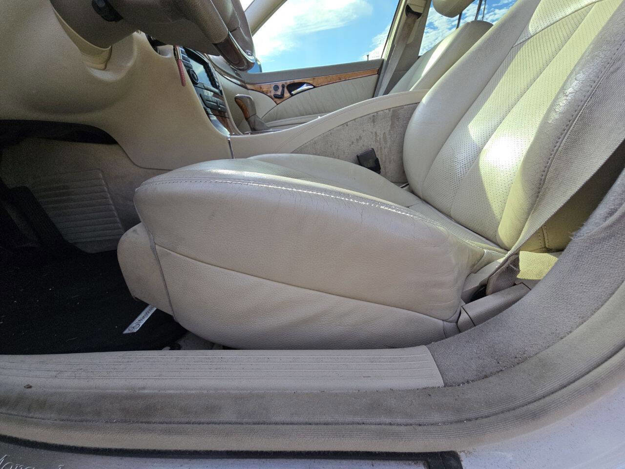 Used 2006 Mercedes-Benz E 350 4MATIC Sedan image 10