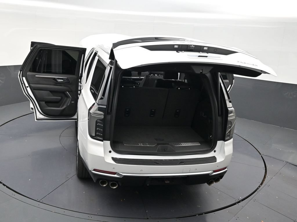 Used 2025 Chevrolet Tahoe Premier RWD image 33