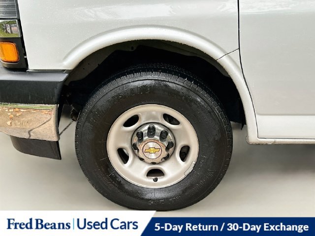 Used 2025 Chevrolet Express 3500 LT w/ LT Preferred Equipment Group RWD image 36