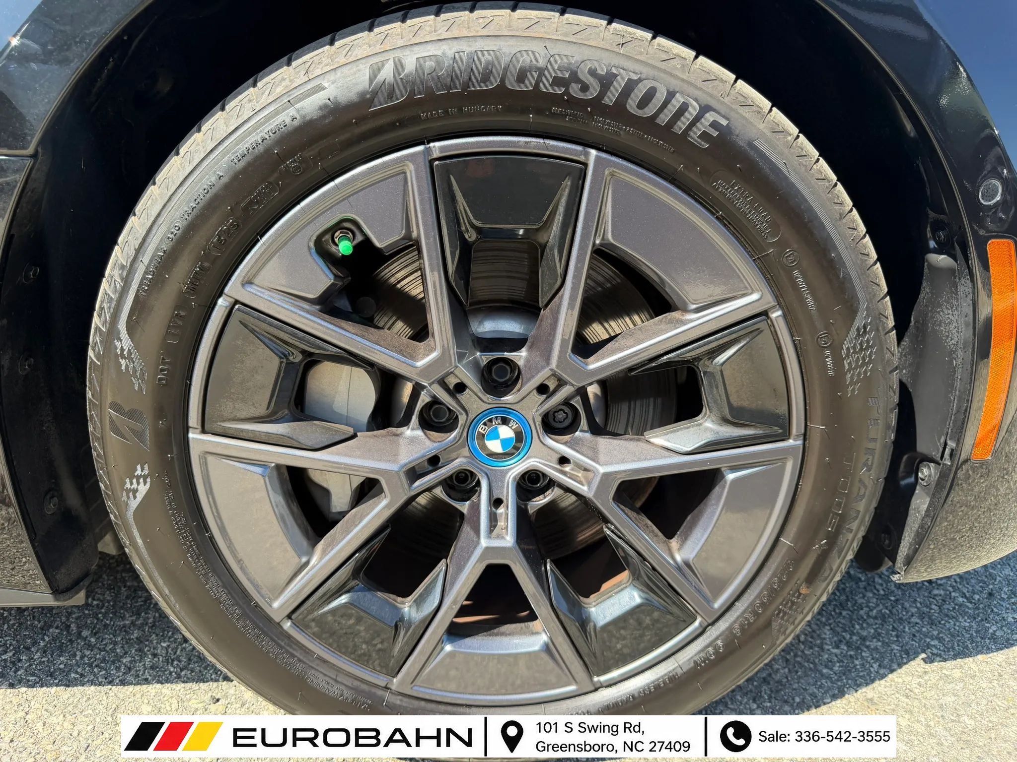 Used 2023 BMW i4 eDrive40 w/ Premium Package RWD image 29