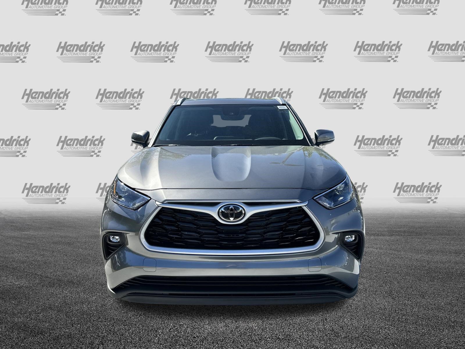 Certified 2026 Toyota Highlander XLE image 3