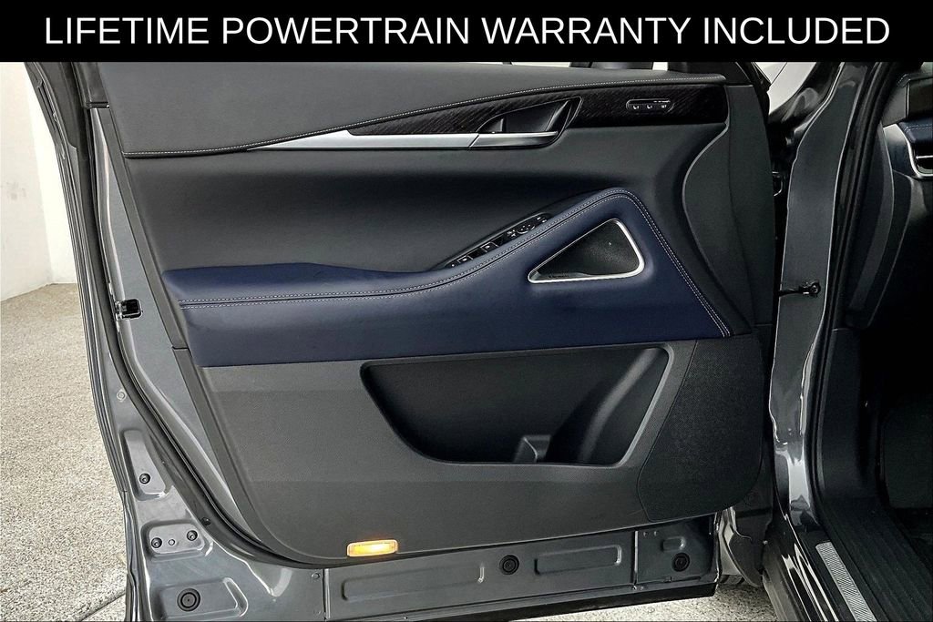 Certified 2026 INFINITI QX60 Sport w/ Dark Cargo Package AWD/4WD image 23