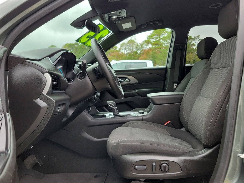 Certified 2023 Chevrolet Traverse LT image 31
