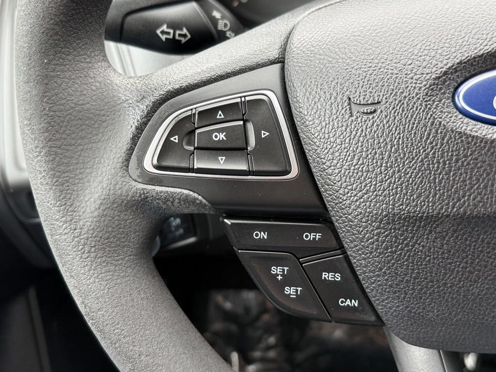 Used 2018 Ford Focus SEL FWD image 27
