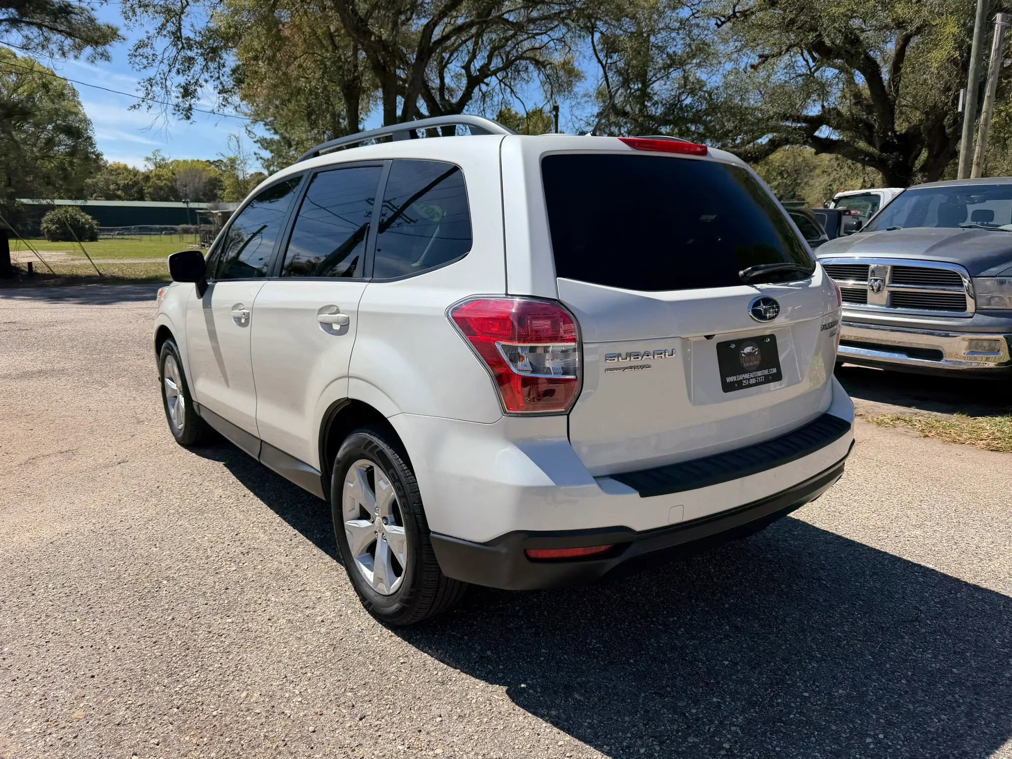 Used 2015 Subaru Forester 2.5i Premium w/ All-Weather Package image 7