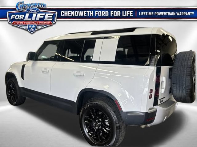 Used 2025 Land Rover Defender 110 S AWD/4WD image 3
