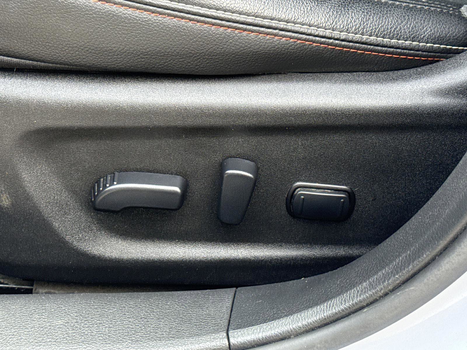 Used 2024 Nissan Altima 2.5 SR w/ SR Premium Package image 16