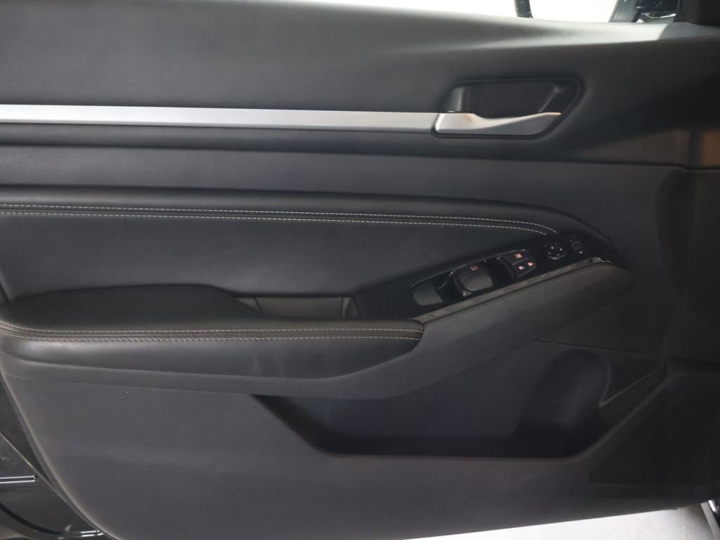 Used 2023 Nissan Altima 2.5 SL image 15