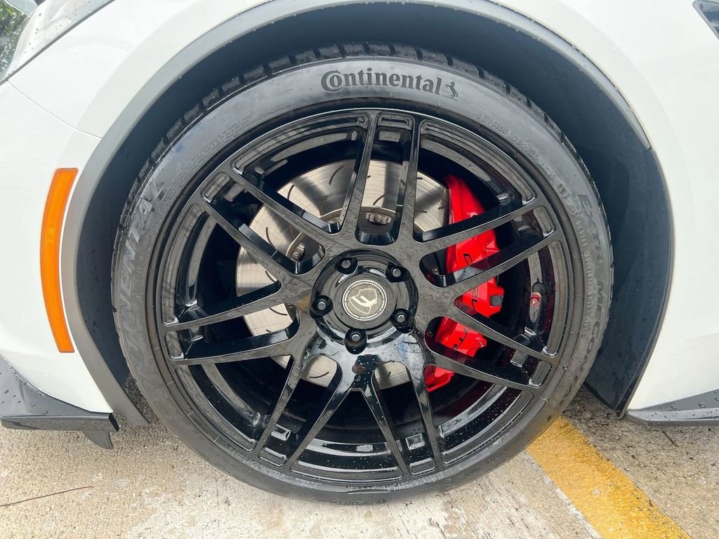 Used 2019 Chevrolet Corvette Z06 RWD image 9
