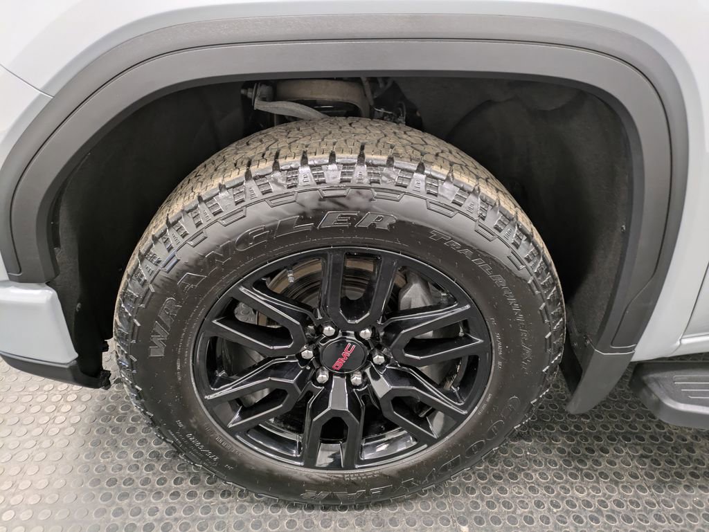 Used 2024 GMC Sierra 1500 Elevation w/ Preferred Package AWD/4WD image 7