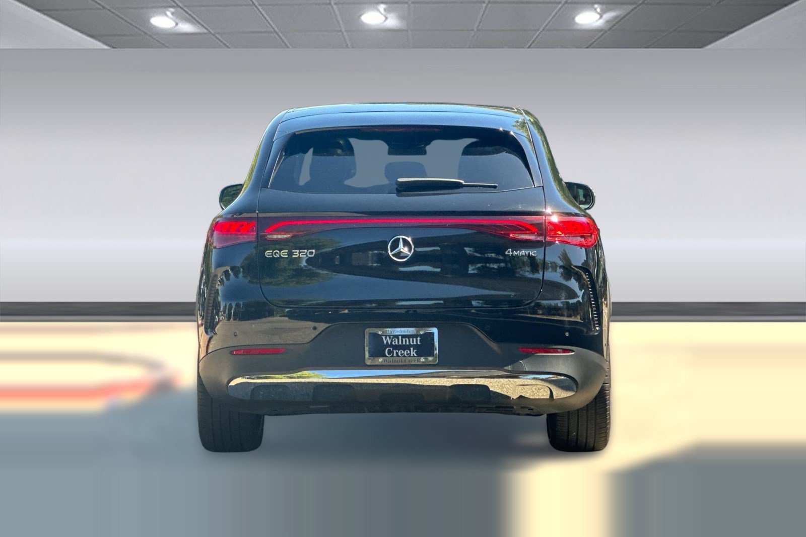 Used 2026 Mercedes-Benz EQE 320 4MATIC SUV image 9