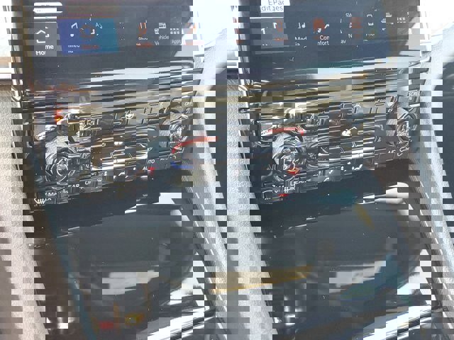 Certified 2024 Jeep Grand Cherokee Limited image 28