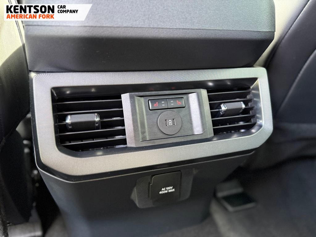 Used 2026 Ford F350 Platinum w/ FX4 Off-Road Package image 45