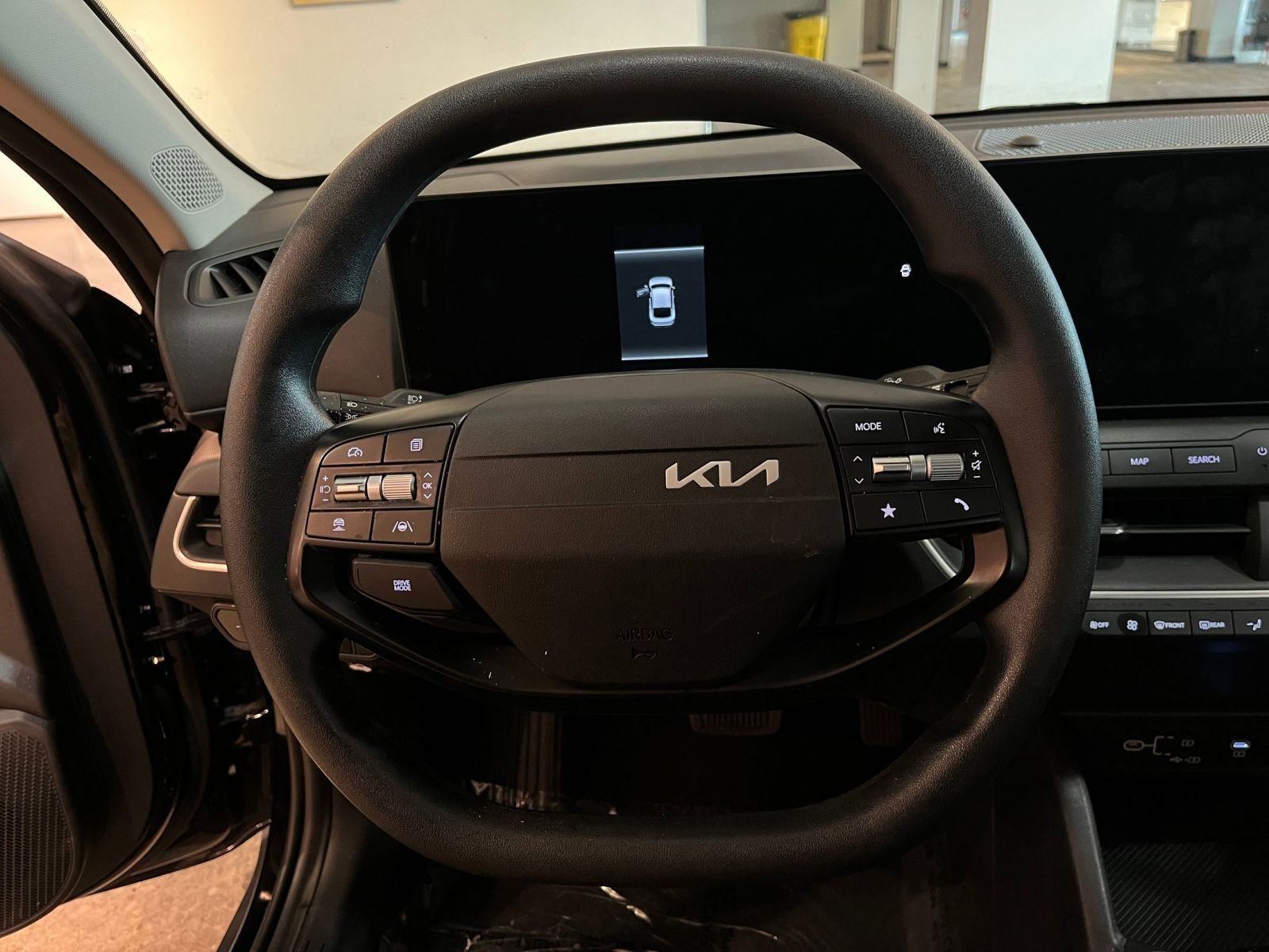 Used 2025 Kia K4 FWD image 27
