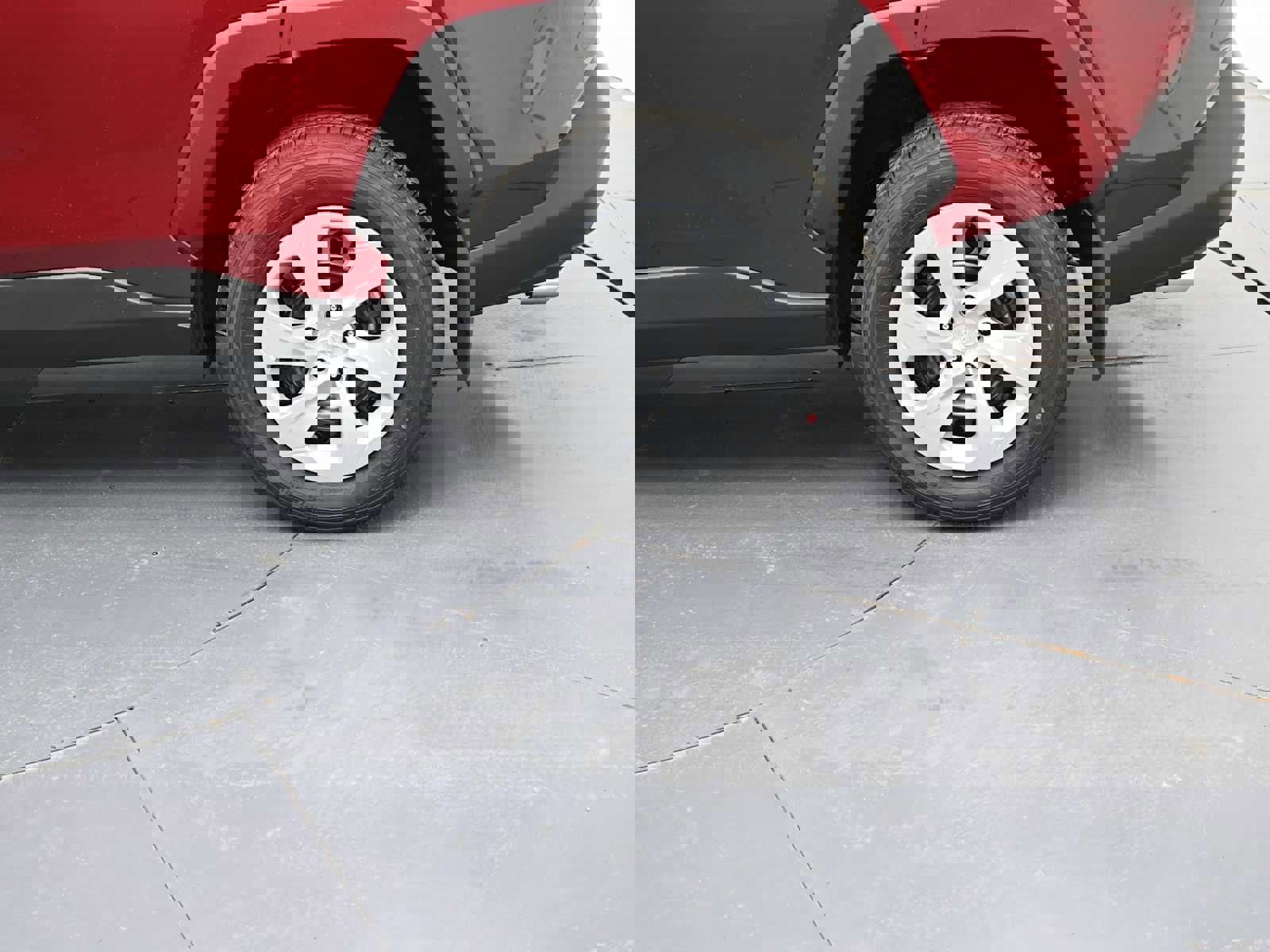 New 2025 Toyota RAV4 LE image 5