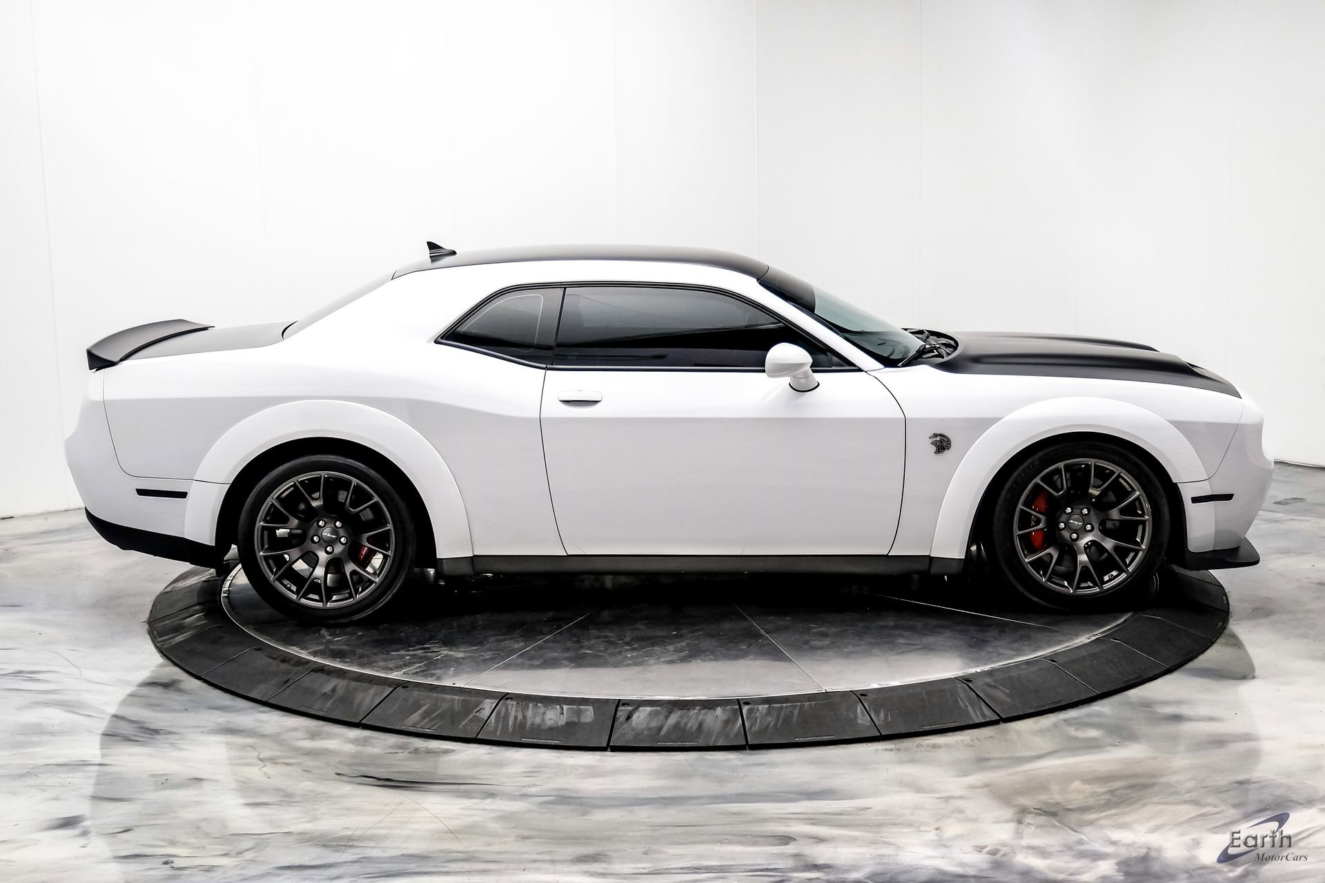 Used 2021 Dodge Challenger SRT Hellcat Redeye image 24