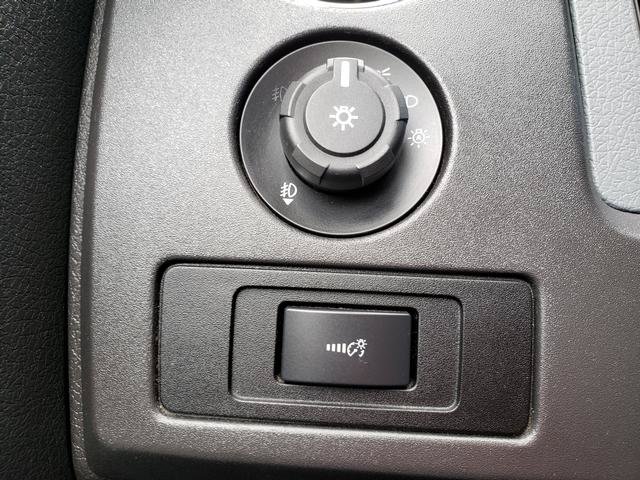 Used 2011 Ford F150 XLT w/ XLT Chrome Pkg AWD/4WD image 23