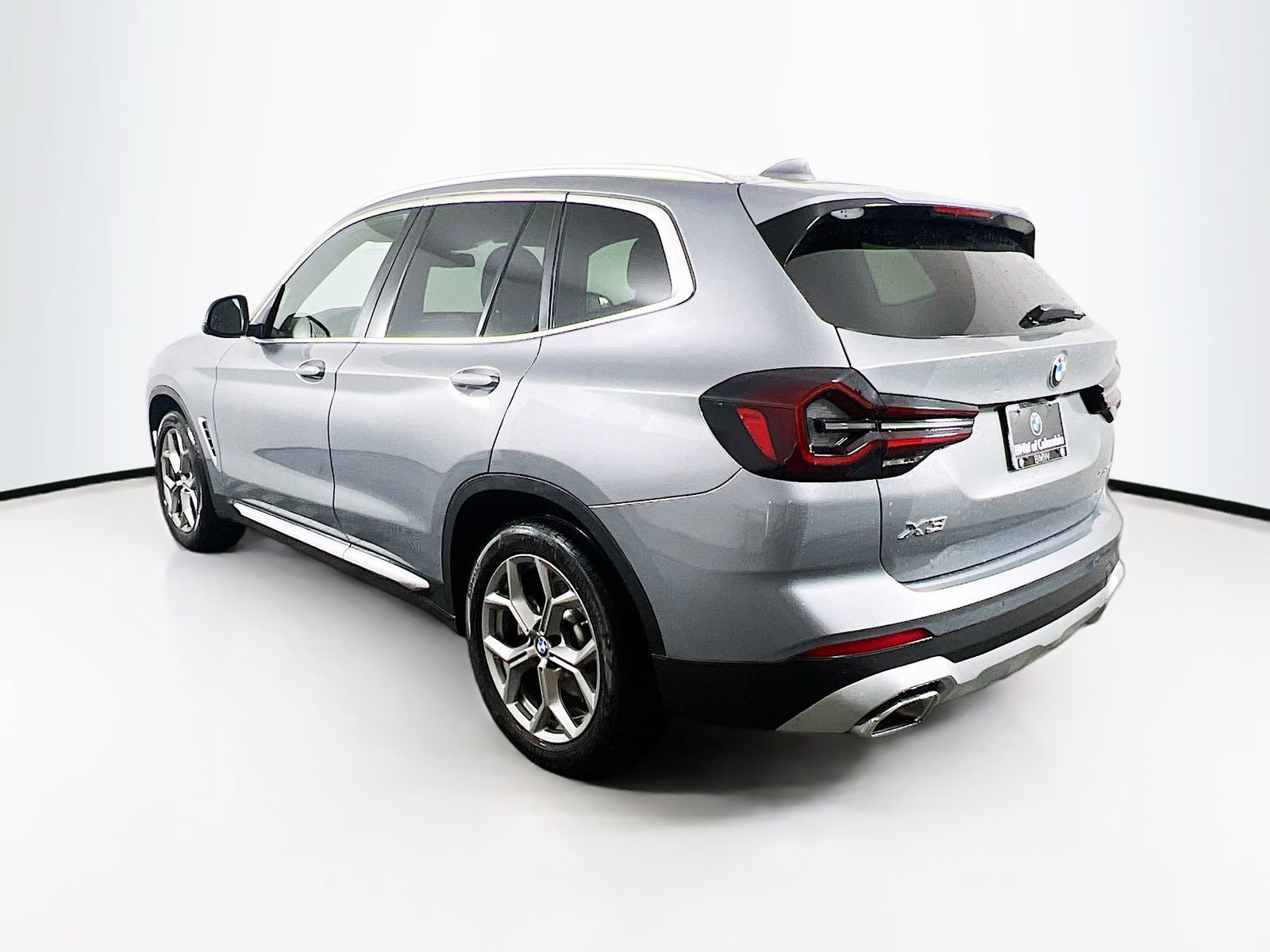 Used 2024 BMW X3 xDrive30i AWD/4WD image 5