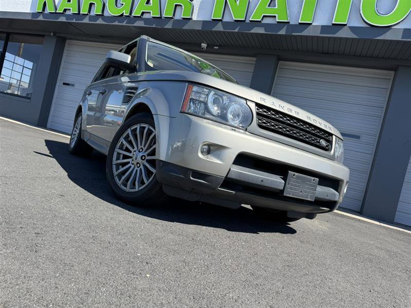 Used 2011 Land Rover Range Rover Sport HSE image 3