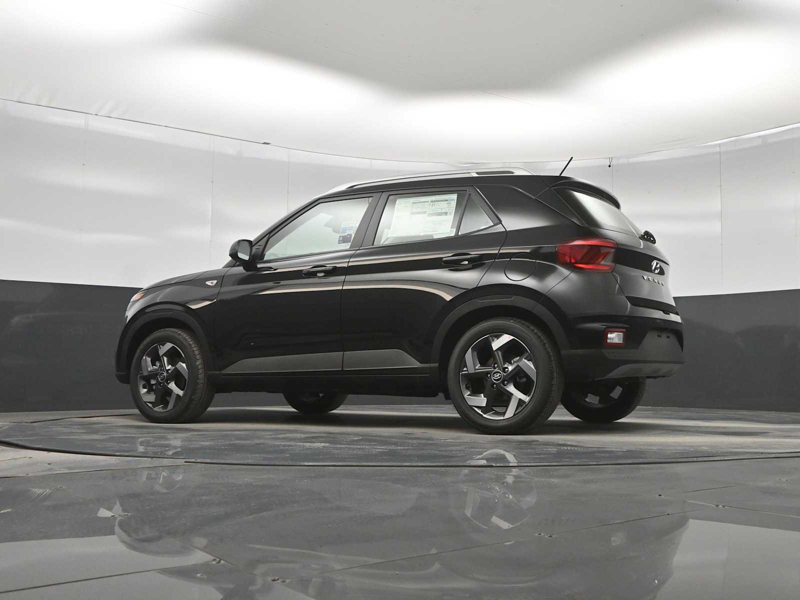 New 2026 Hyundai Venue SEL FWD image 33