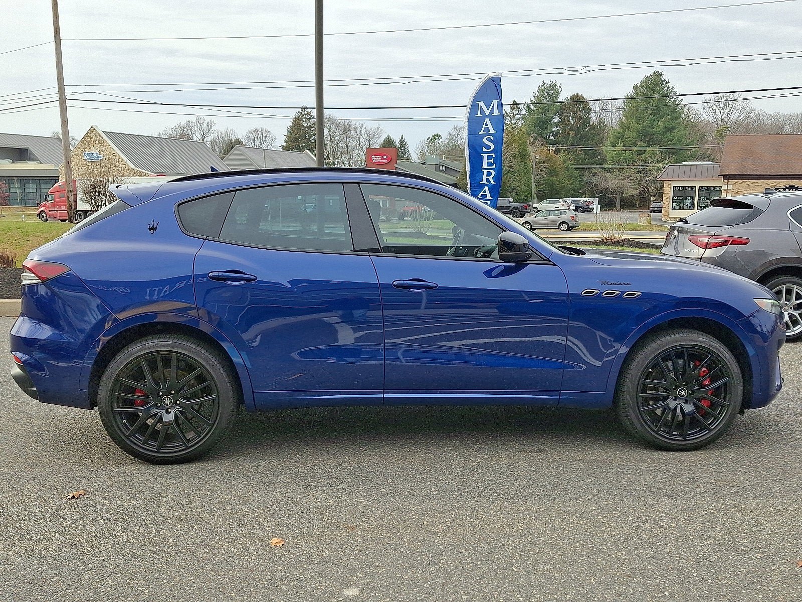 Used 2024 Maserati Levante Modena Ultima image 7