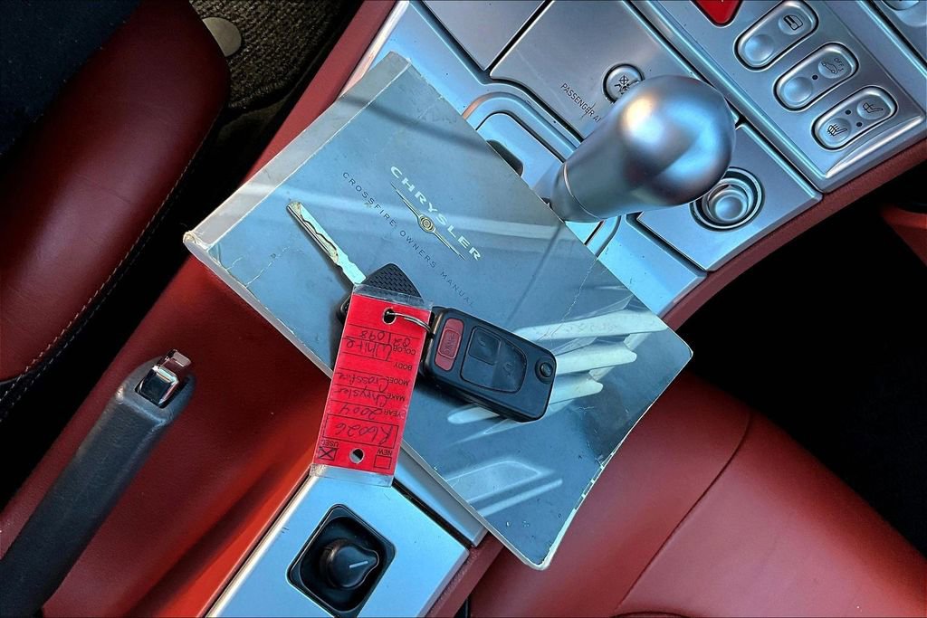 Used 2004 Chrysler Crossfire Coupe image 10