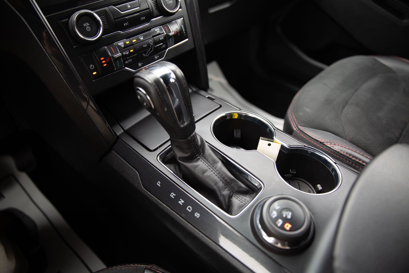 Used 2018 Ford Explorer XLT w/ Equipment Group 202A image 15