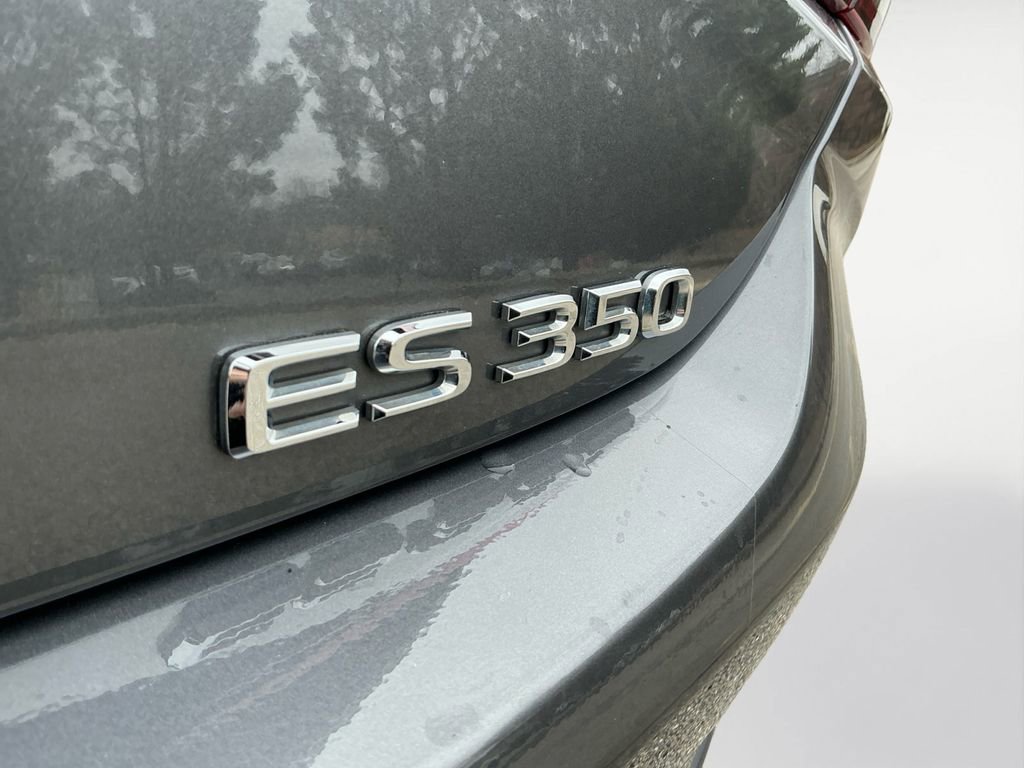 Used 2020 Lexus ES 350 350 Luxury w/ Accessory Package 2 image 23