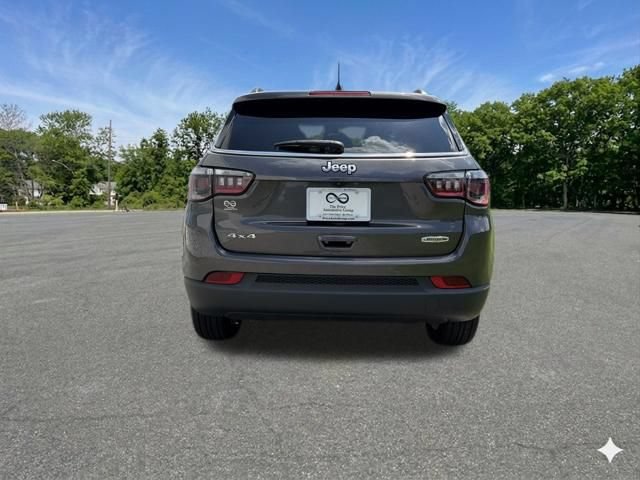 Used 2023 Jeep Compass Latitude AWD/4WD image 7
