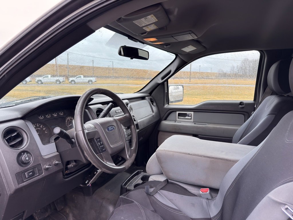 Used 2011 Ford F150 XL w/ Communications Pkg image 22