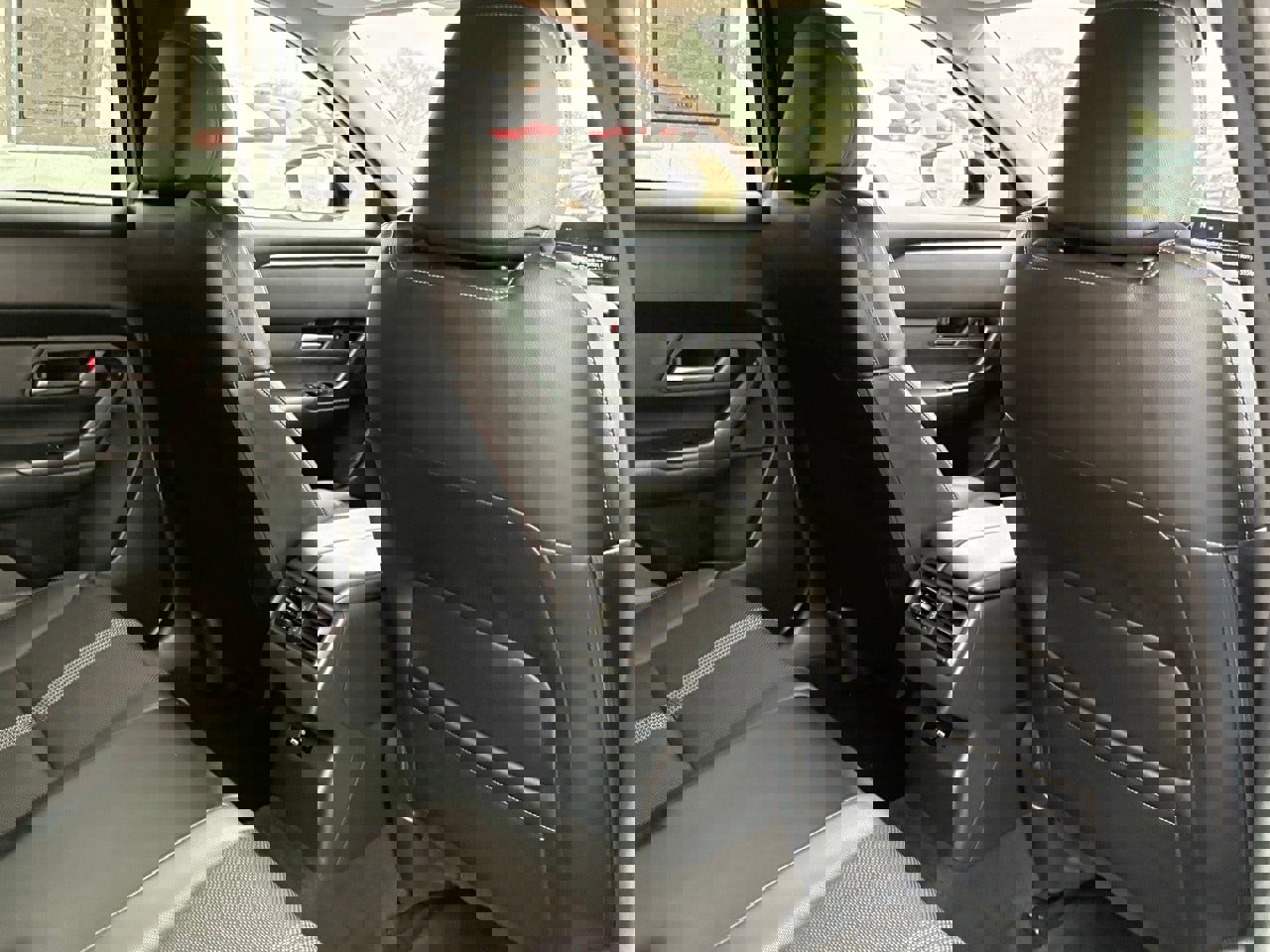 Used 2023 MAZDA CX-50 2.5 S w/ Cargo Package image 33