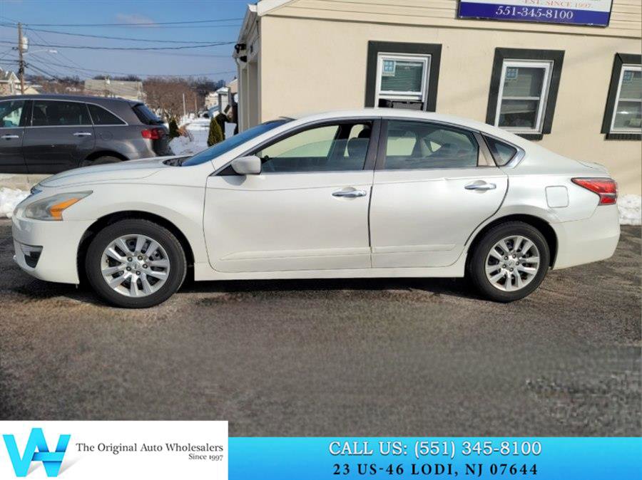 Used 2014 Nissan Altima 2.5 S w/ Display Audio Package image 7