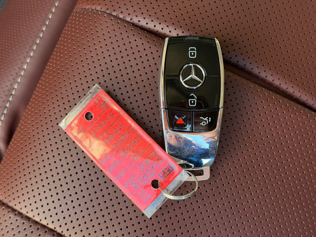 Used 2023 Mercedes-Benz Maybach GLS 600 4MATIC image 52