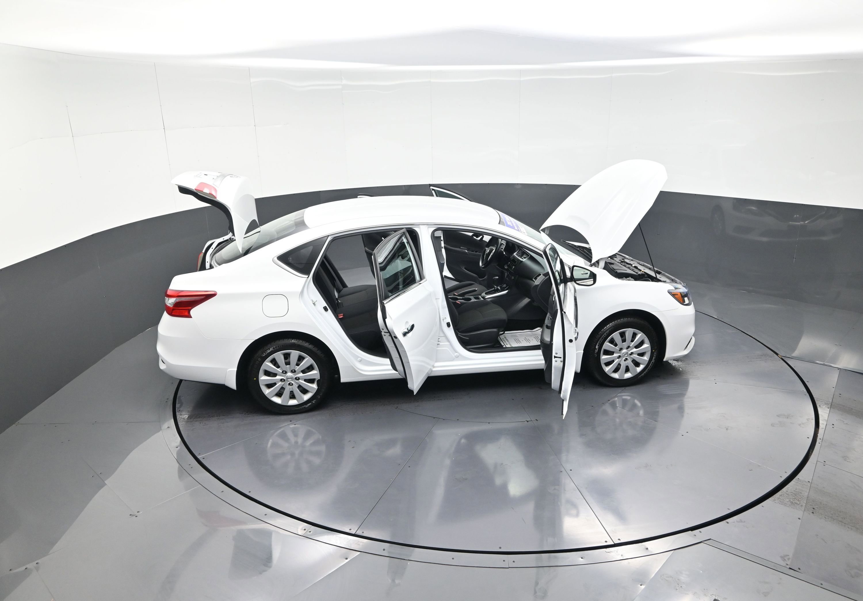 Used 2017 Nissan Sentra S image 14