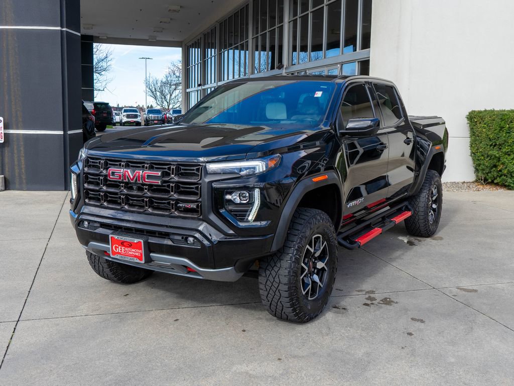 Used 2023 GMC Canyon AT4X image 3
