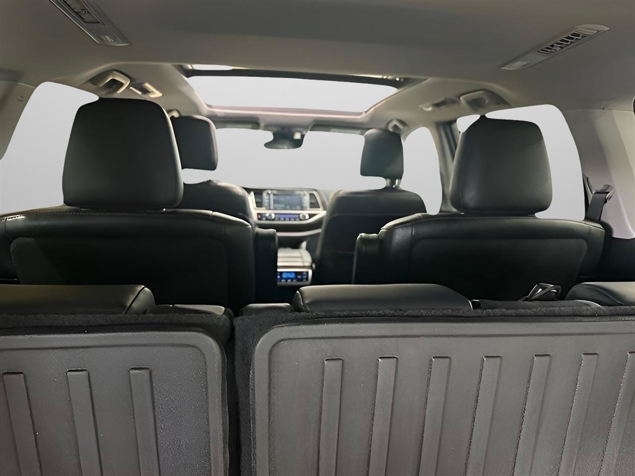 Used 2019 Toyota Highlander Limited Platinum AWD/4WD image 20