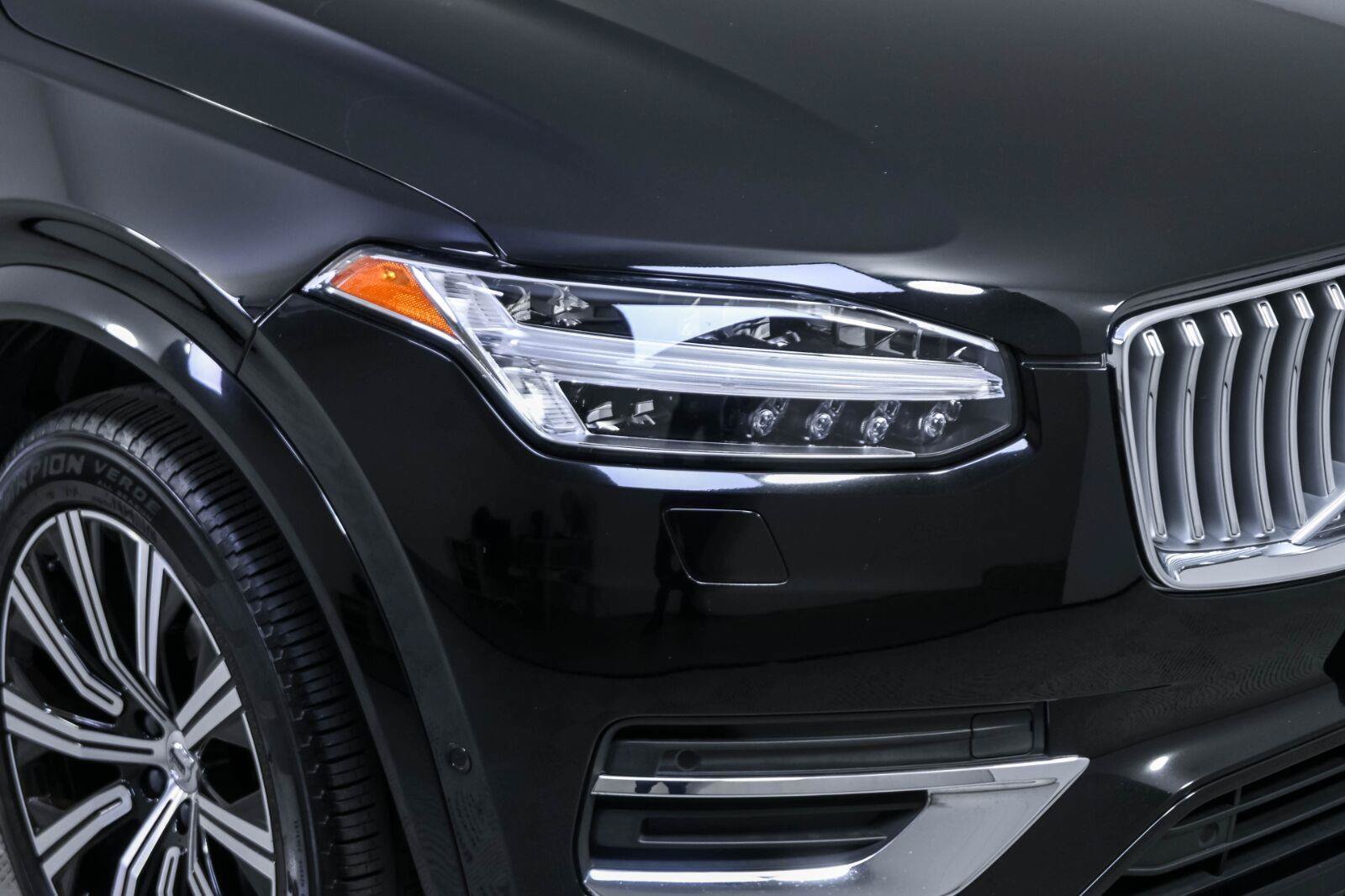 Certified 2023 Volvo XC90 B6 Plus AWD/4WD image 36
