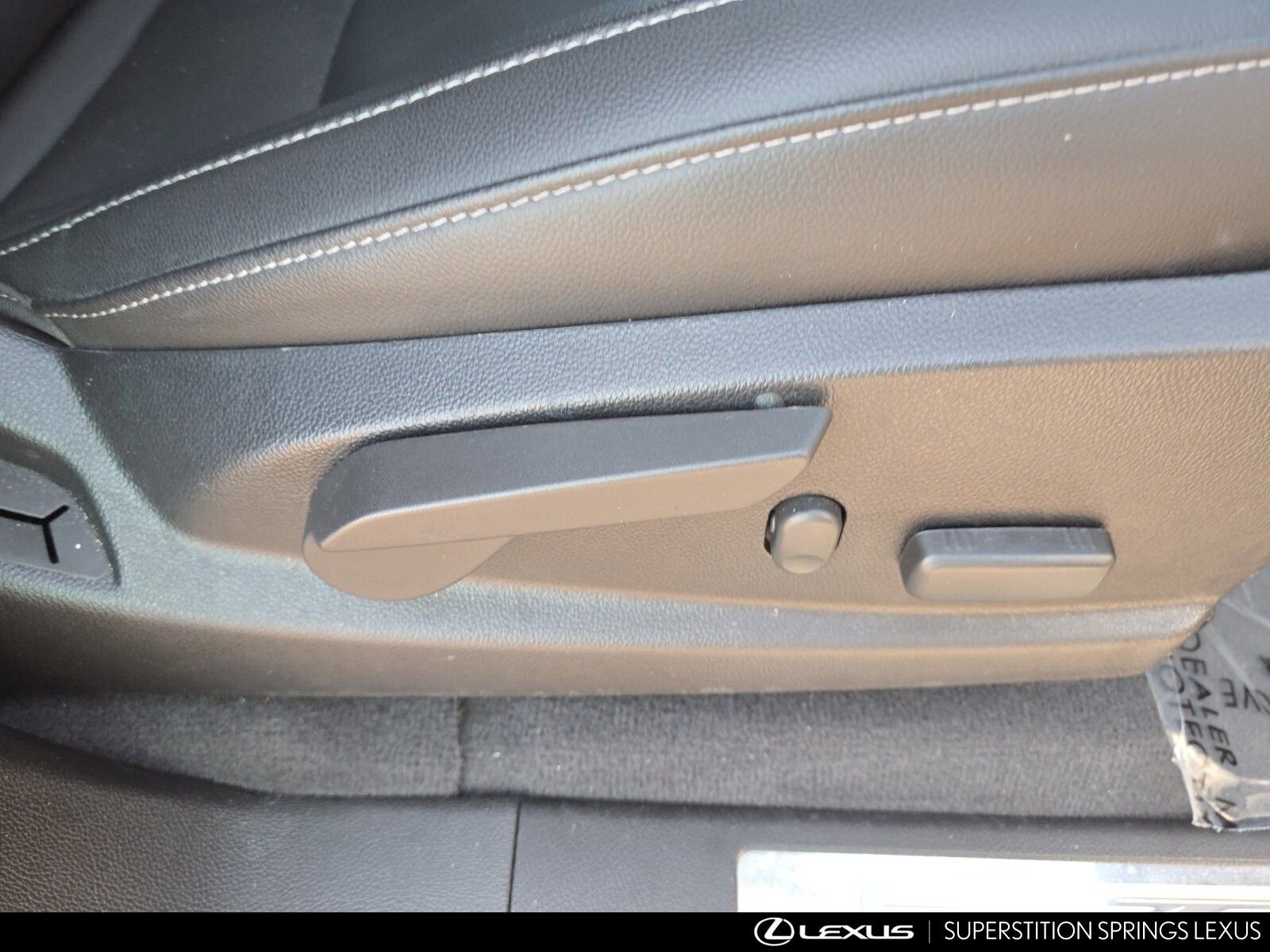 Used 2022 Chevrolet Colorado ZR2 AWD/4WD image 29