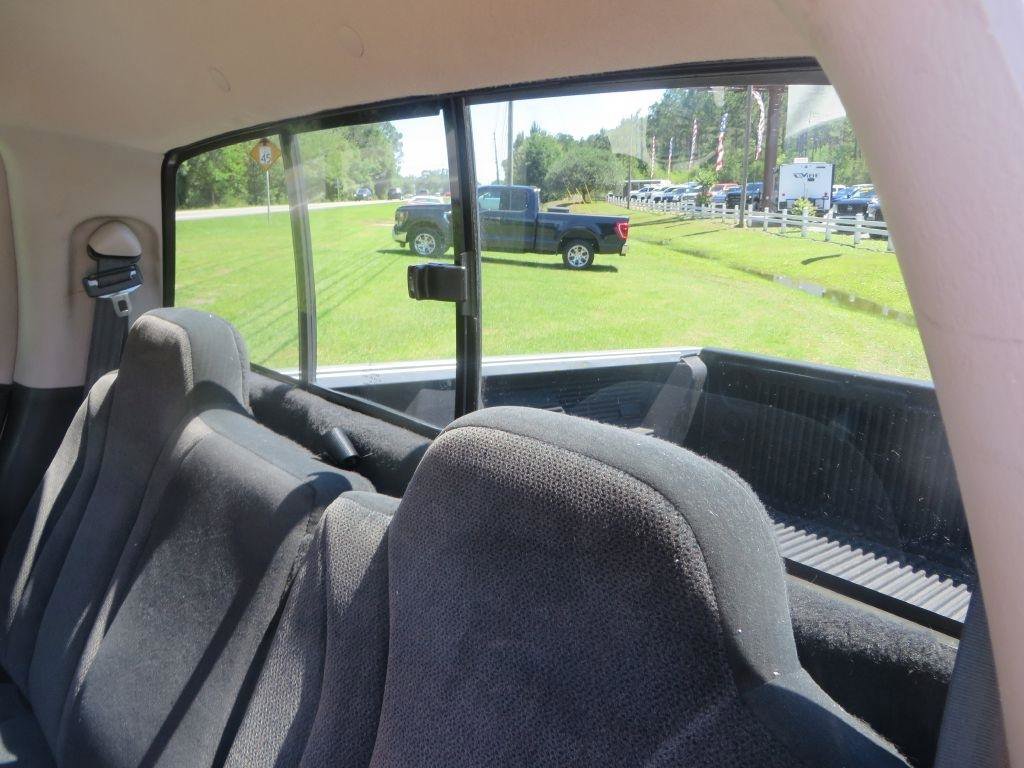 Used 2004 Dodge Dakota SLT w/ Chrome Appearance Group RWD image 23