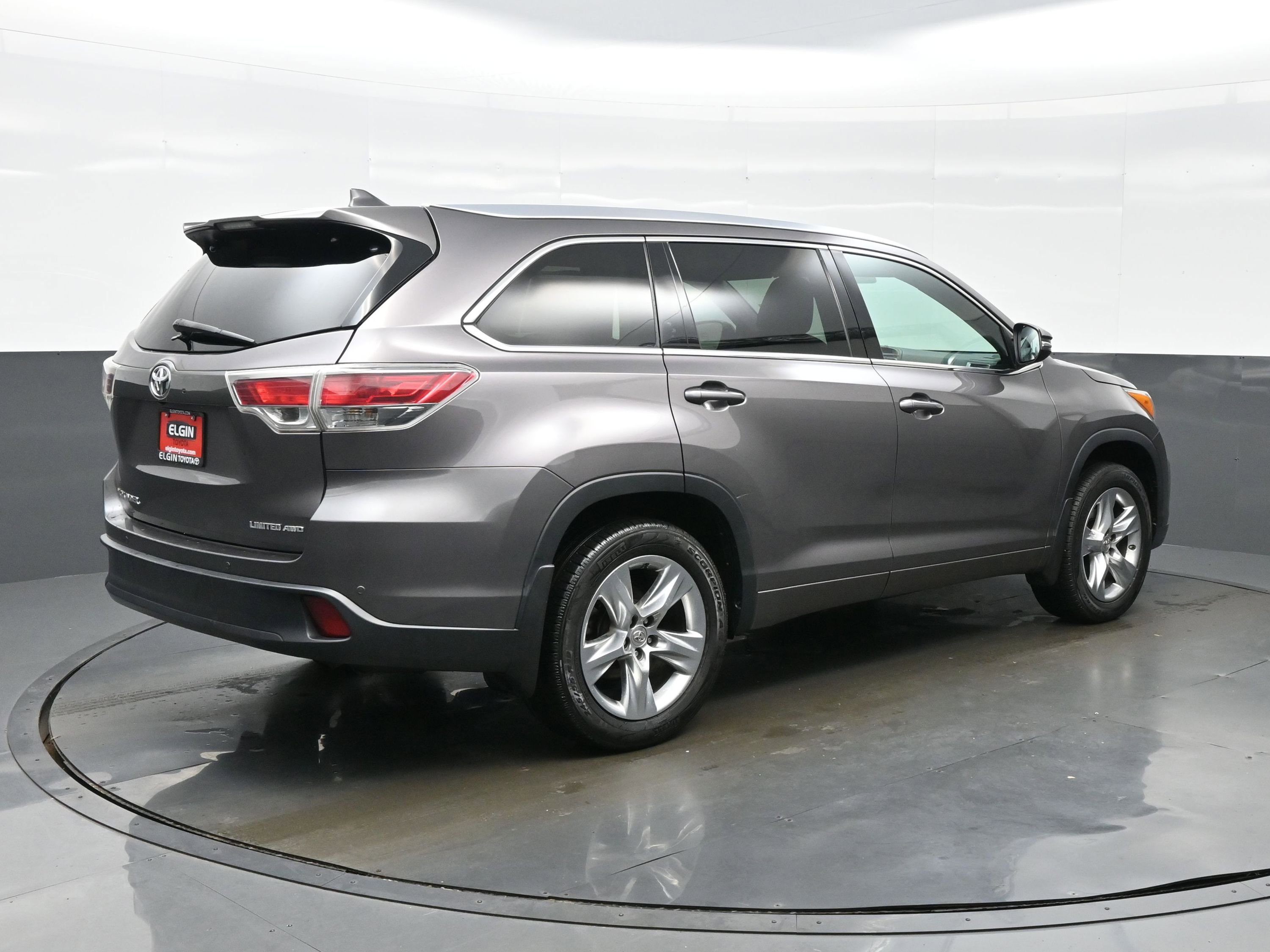 Used 2015 Toyota Highlander Limited image 6