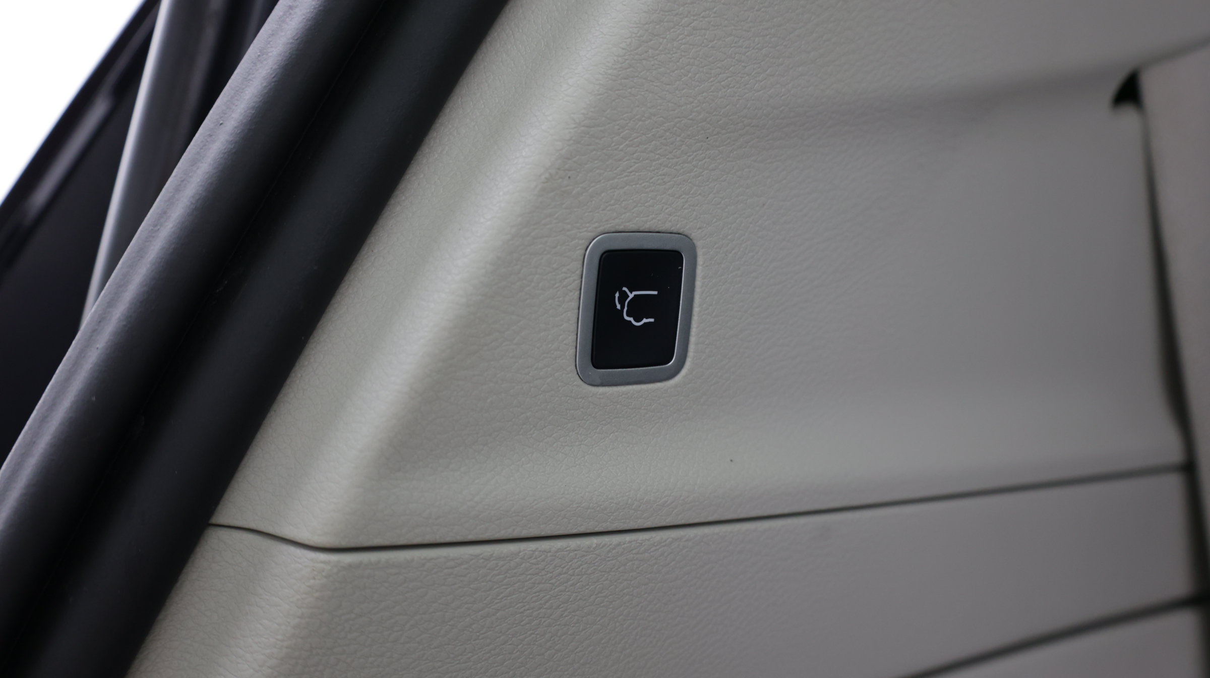 Used 2023 Chrysler Pacifica Limited FWD image 37