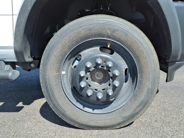 New 2026 RAM 5500 Tradesman AWD/4WD image 9