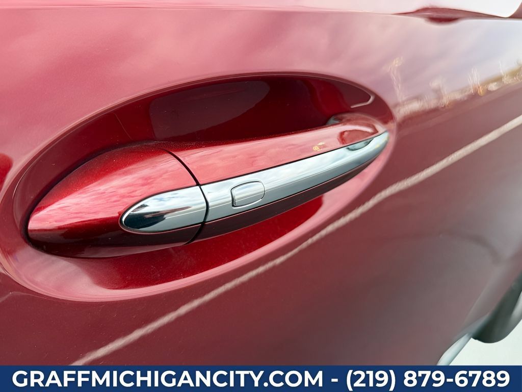 Used 2023 Buick Envision Preferred AWD/4WD image 39