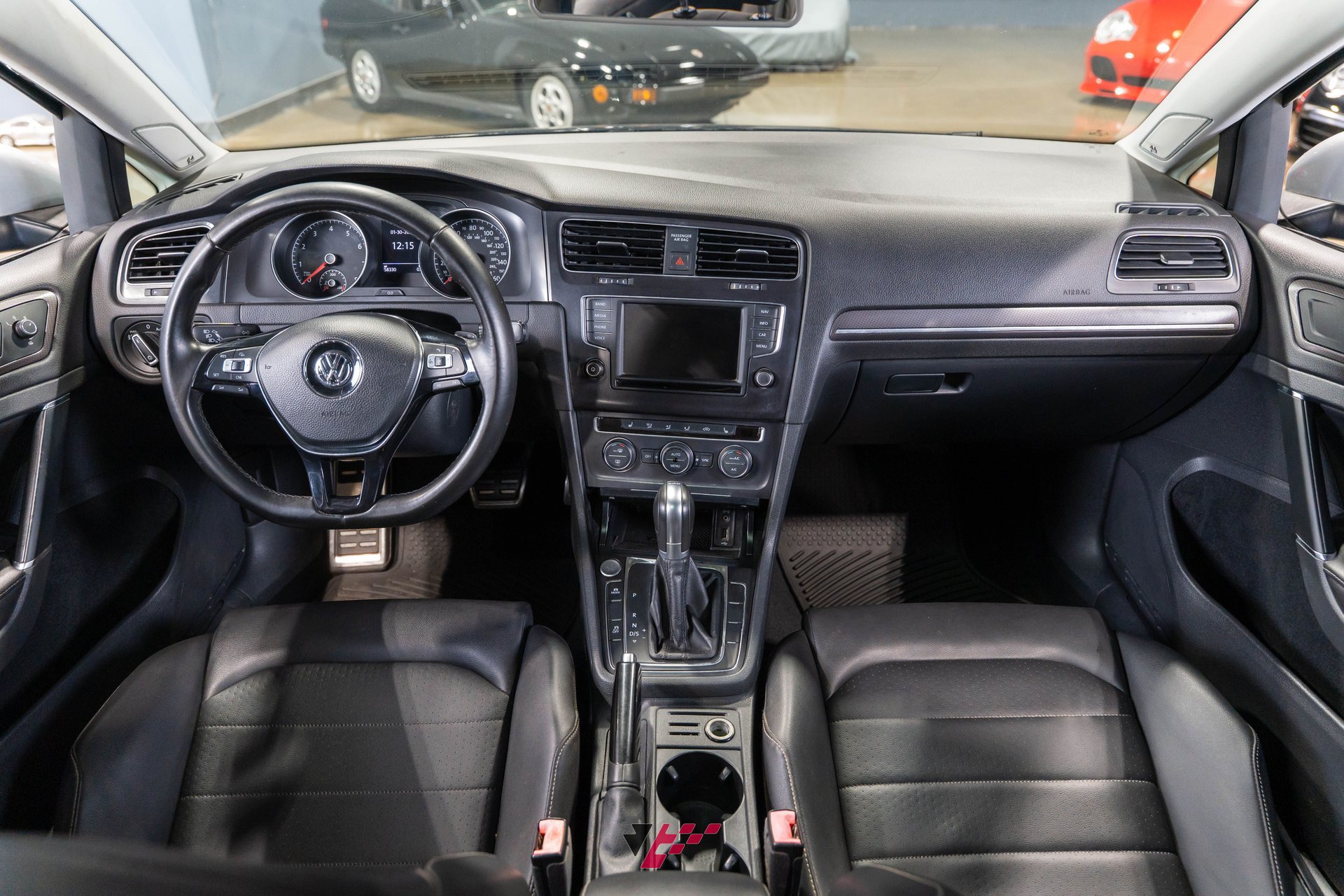 Used 2017 Volkswagen Golf Alltrack SEL AWD/4WD image 35